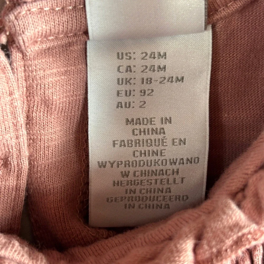 Tahari Baby Girls Dusty Rose Button Back Ruffle Neck‎ Top Shirt 24mo
